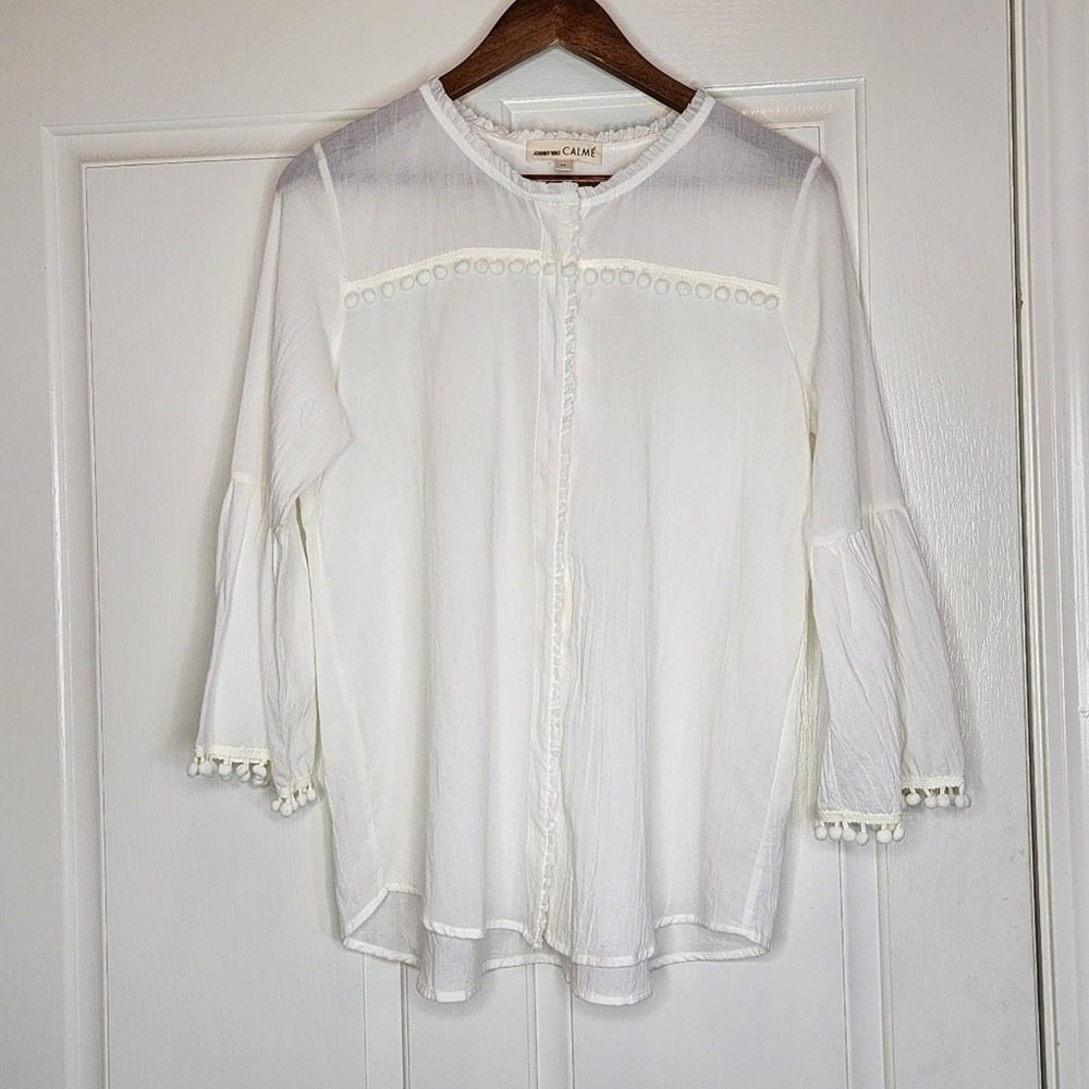 Johnny Was Calmé white flute sleeve button up top, medium, NWOT